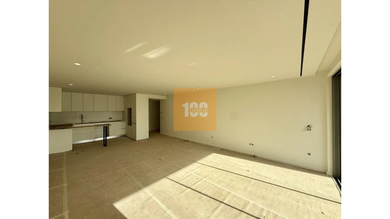Apartamento T3 para Venda em São Felix da Marinha Foto 7