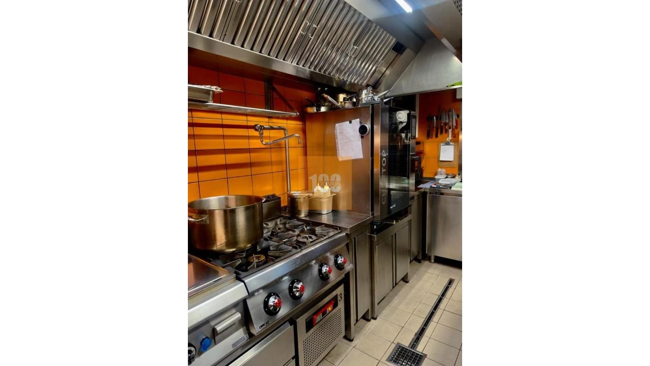 Negócio para Venda em Cedofeita, Santo Ildefonso, Sé, Miragaia, São Nicolau e Vitória Foto 9