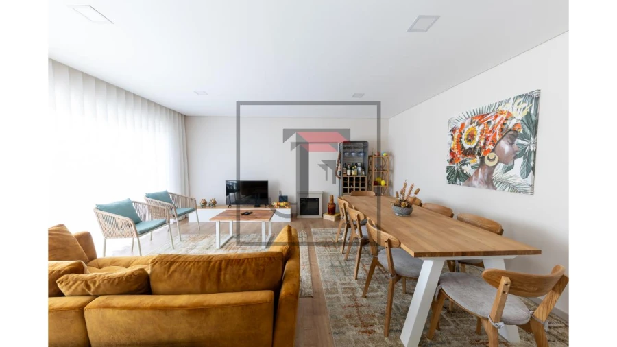 Apartamento T3 para Arrendamento em Apúlia e Fão Foto 2