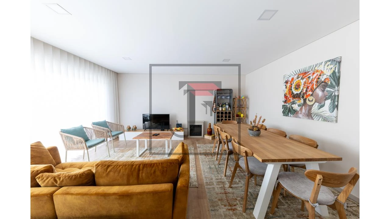 Apartamento T3 para Arrendamento em Apúlia e Fão Foto 2