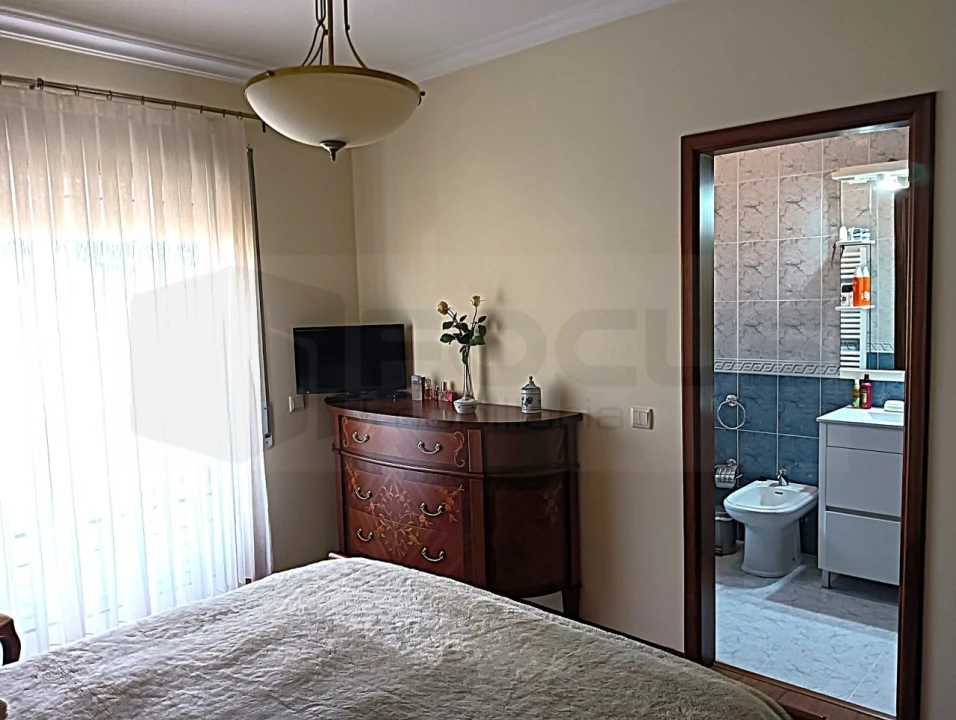 Moradia T4 para Venda em Eixo e Eirol Foto 27