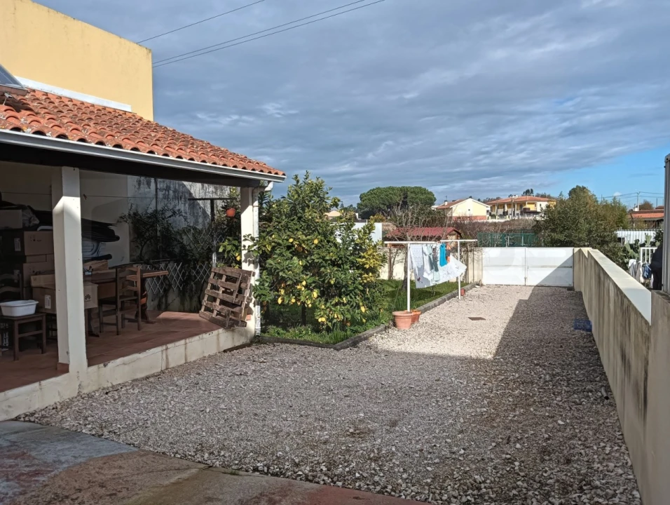 Moradia T4 para Venda em Eixo e Eirol Foto 40