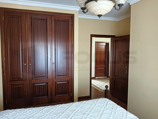 Moradia T4 para Venda em Eixo e Eirol Foto 24