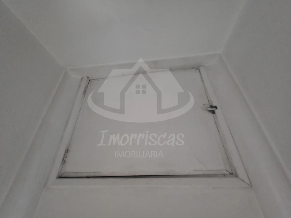 Moradia T4 para Venda em Pontinha e Famões Foto 27