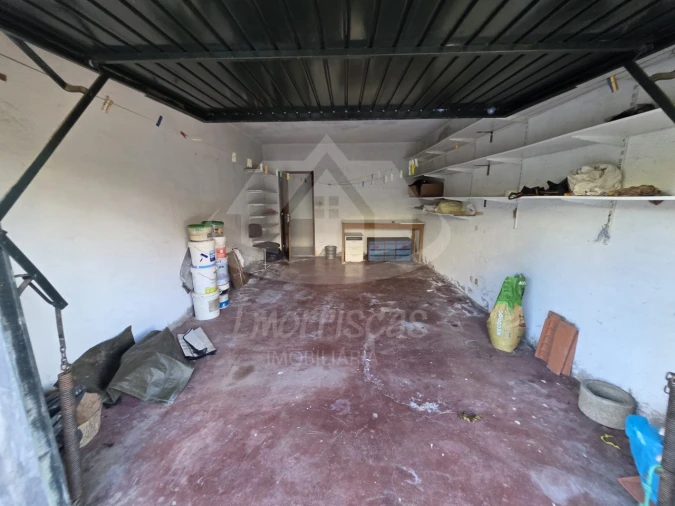 Moradia T4 para Venda em Pontinha e Famões Foto 29