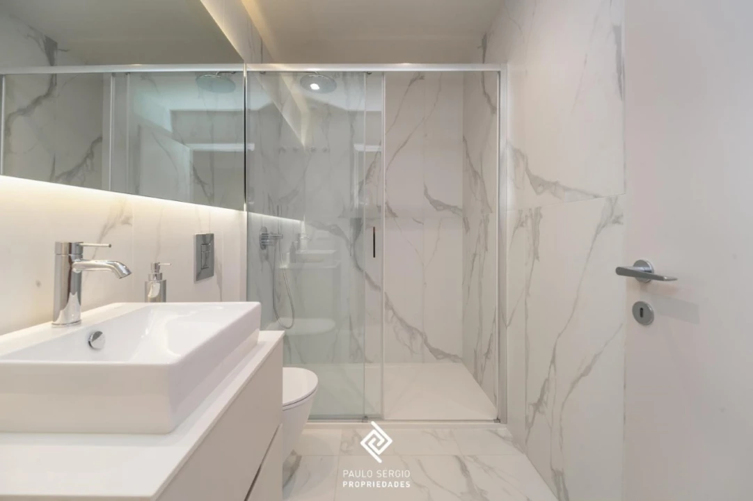 Apartamento T4 para Venda em Santa Marinha e São Pedro da Afurada Foto 17