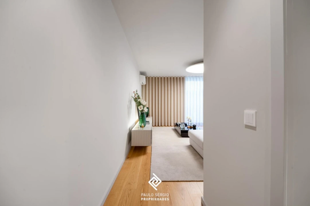 Apartamento T4 para Venda em Santa Marinha e São Pedro da Afurada Foto 14