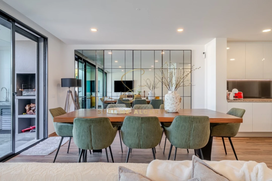 Moradia T4 para Venda em Alvor Foto 7