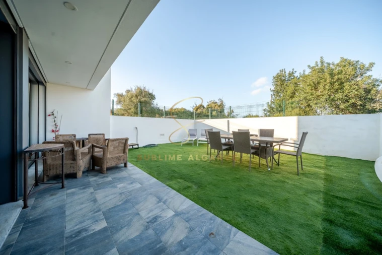 Moradia T4 para Venda em Alvor Foto 14