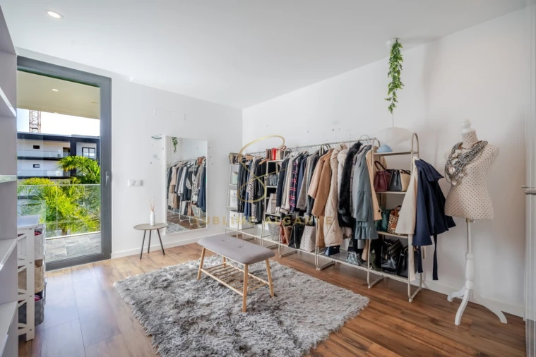 Moradia T4 para Venda em Alvor Foto 32