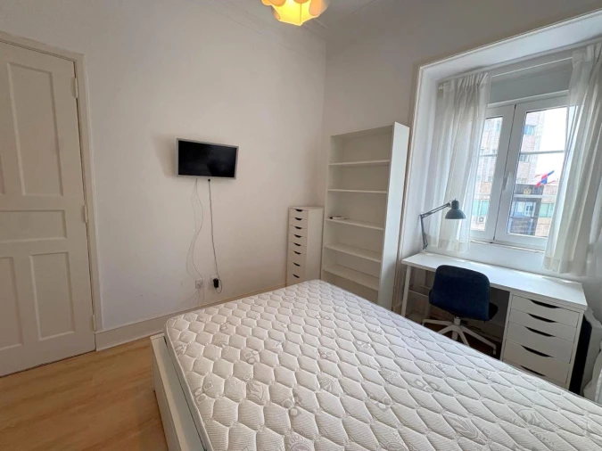 Quarto para Arrendamento em Arroios Foto 2