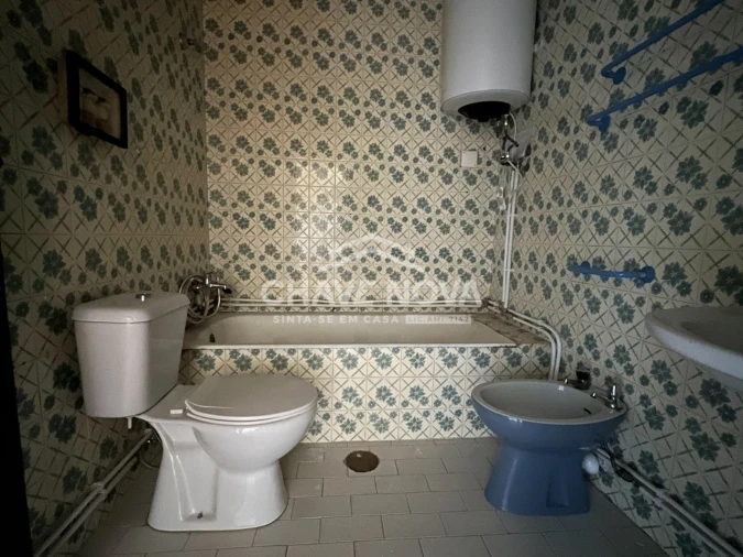 Apartamento T1 para Venda em Arcozelo Foto 3