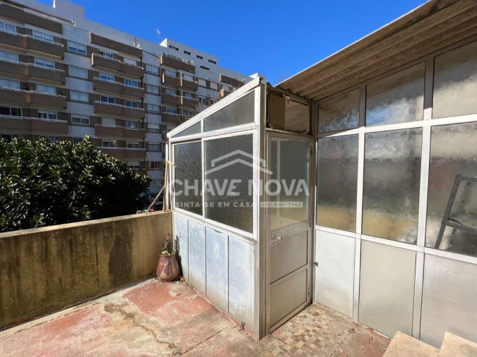 Apartamento T1 para Venda em Arcozelo Foto 6