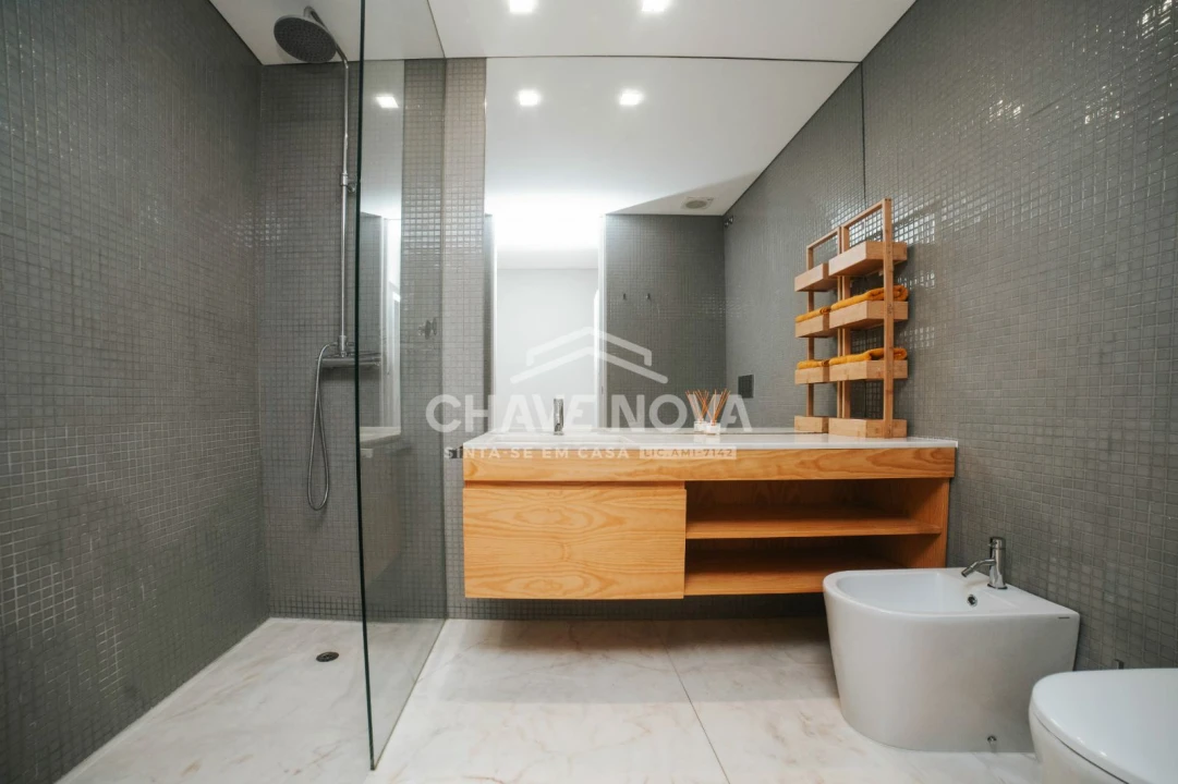 Apartamento T1 para Arrendamento em Cedofeita, Santo Ildefonso, Sé, Miragaia, São Nicolau e Vitória Foto 16