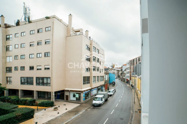 Apartamento T1 para Arrendamento em Cedofeita, Santo Ildefonso, Sé, Miragaia, São Nicolau e Vitória Foto 2