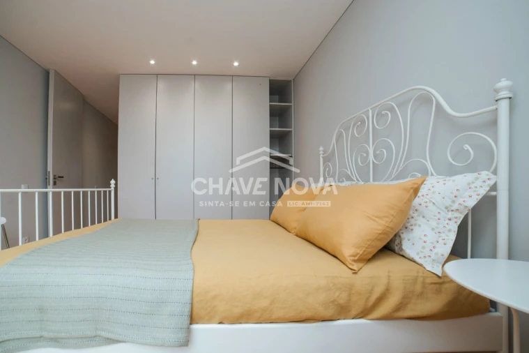 Apartamento T1 para Arrendamento em Cedofeita, Santo Ildefonso, Sé, Miragaia, São Nicolau e Vitória Foto 11