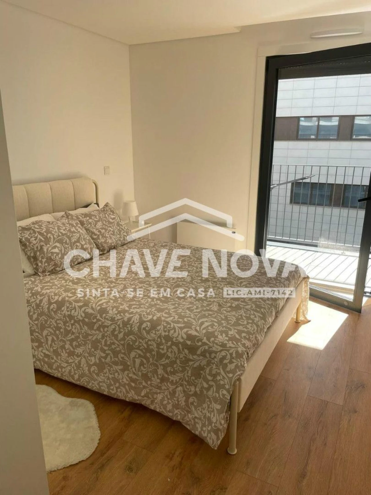 Apartamento T1 para Arrendamento em Arcozelo Foto 8