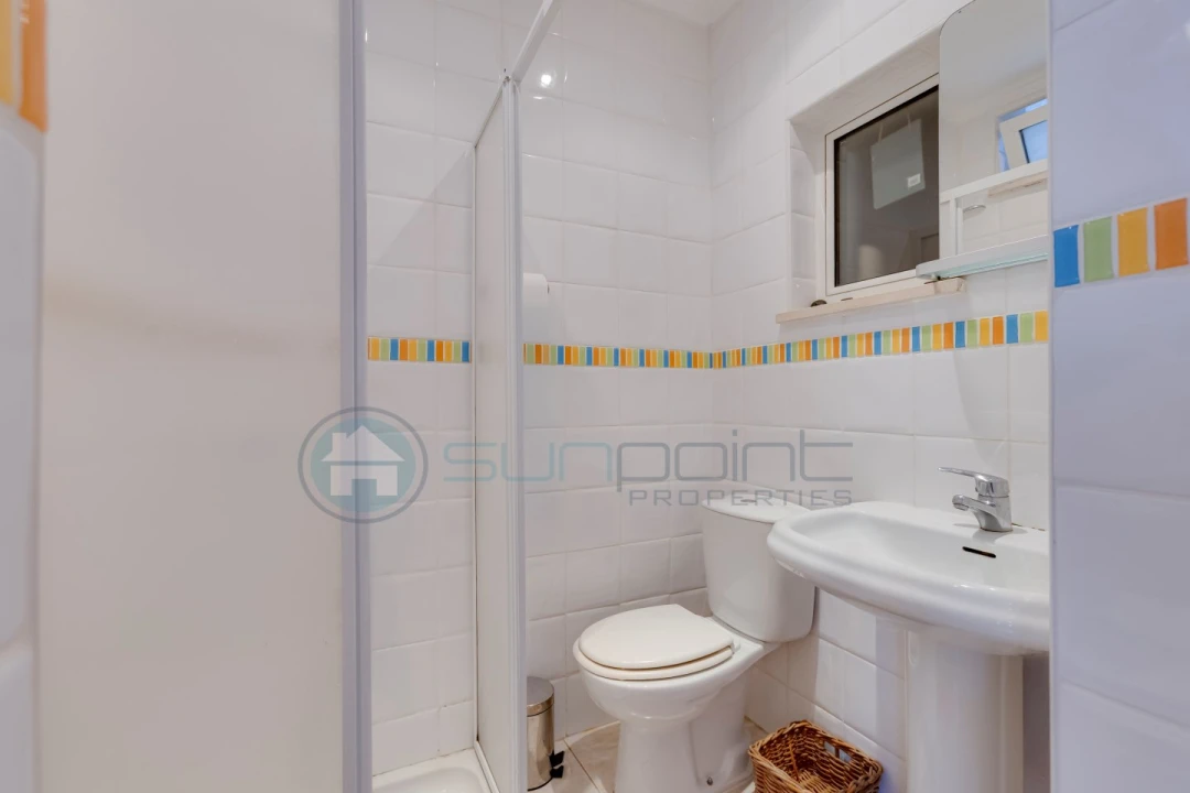 Moradia T3 para Venda em Luz Foto 32