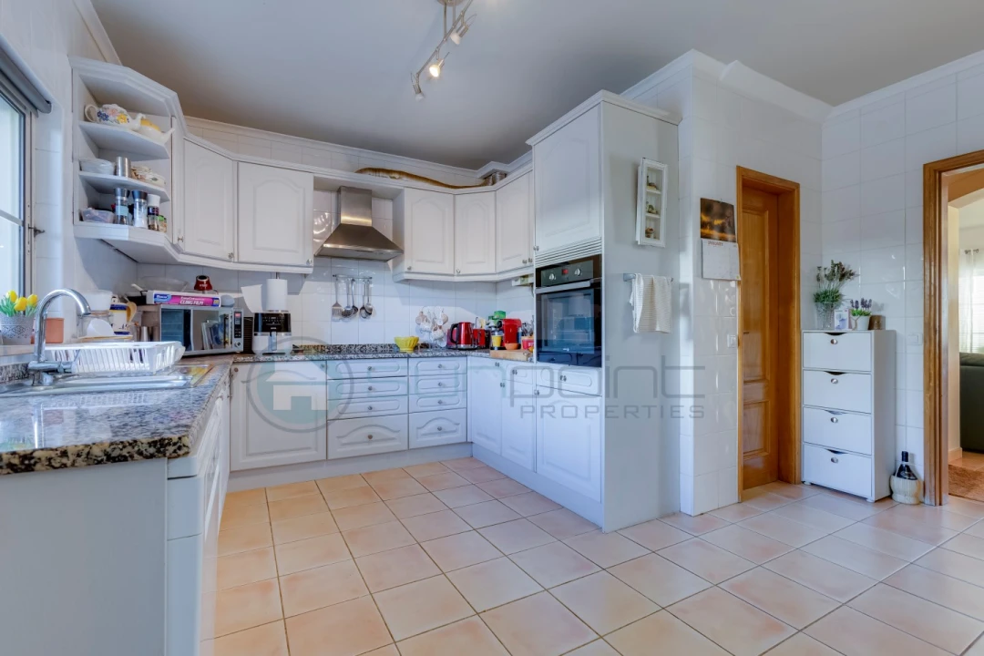 Moradia T3 para Venda em Luz Foto 6