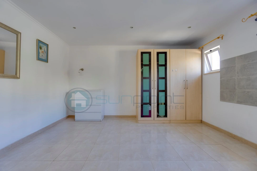 Moradia T3 para Venda em Luz Foto 31