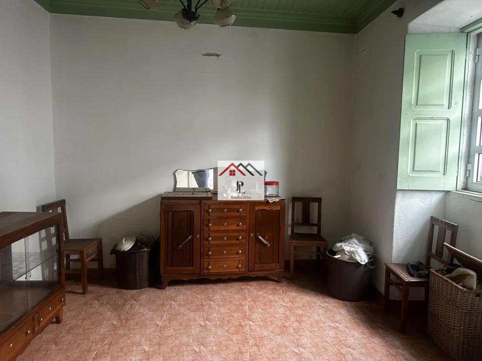 Moradia T3 para Venda em Portunhos e Outil Foto 1