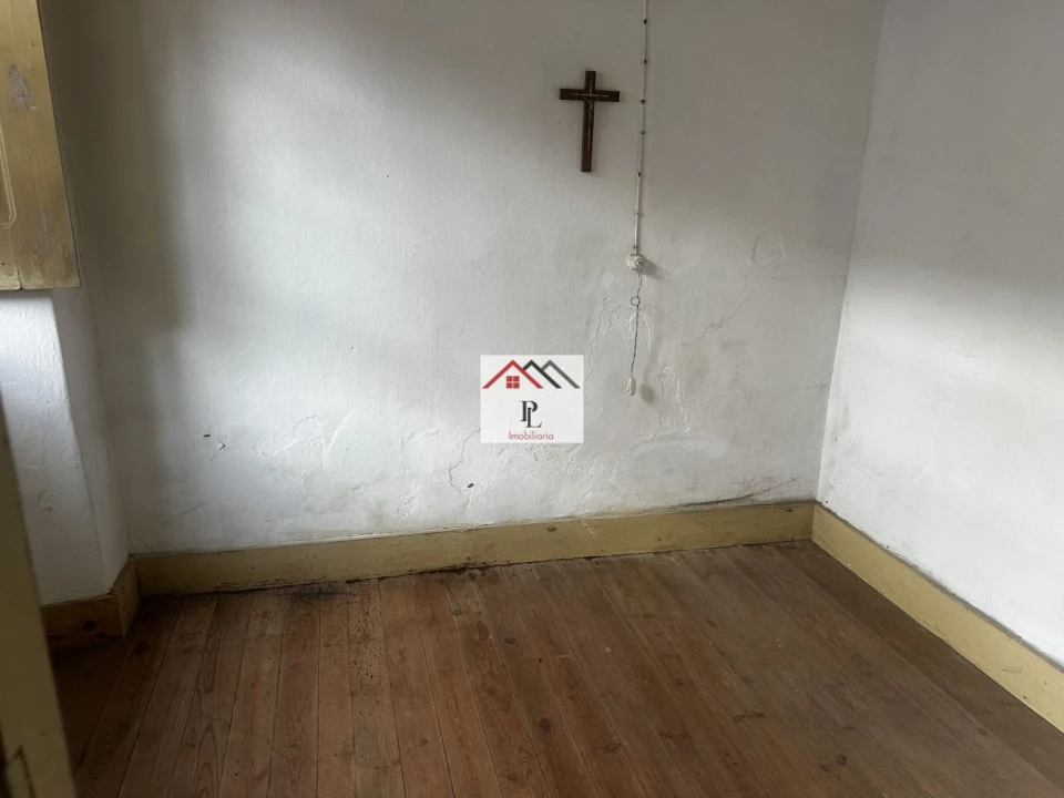 Moradia T3 para Venda em Portunhos e Outil Foto 3