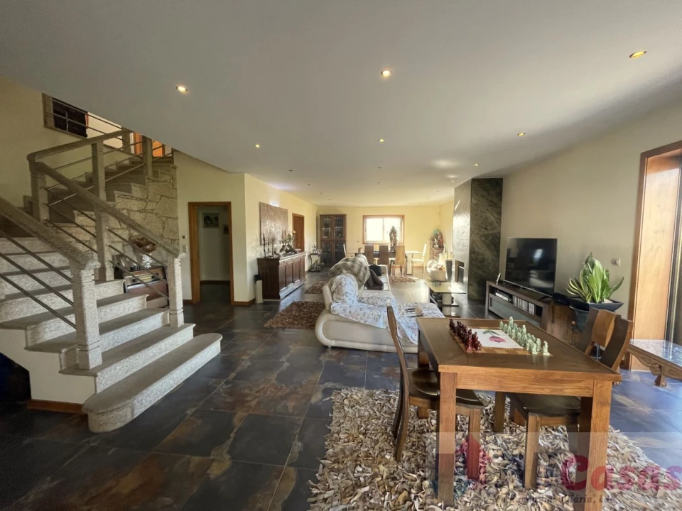 Moradia T3 para Venda em Nogueira da Regedoura Foto 1