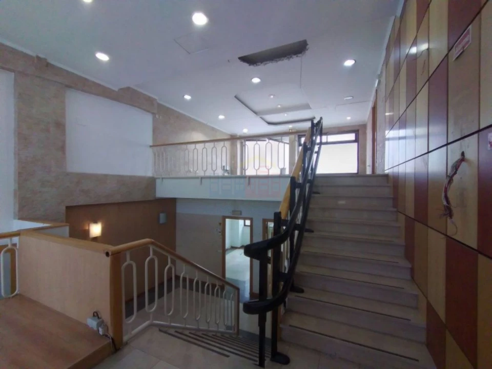 Loja para Venda em Alto do Seixalinho, Santo André e Verderena Foto 1