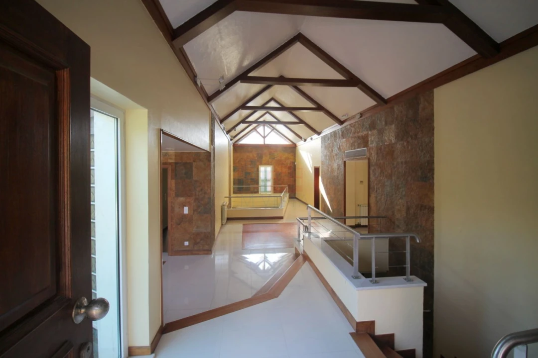 Moradia T6 para Venda em Queluz e Belas Foto 21