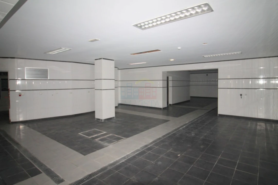 Moradia T6 para Venda em Queluz e Belas Foto 34