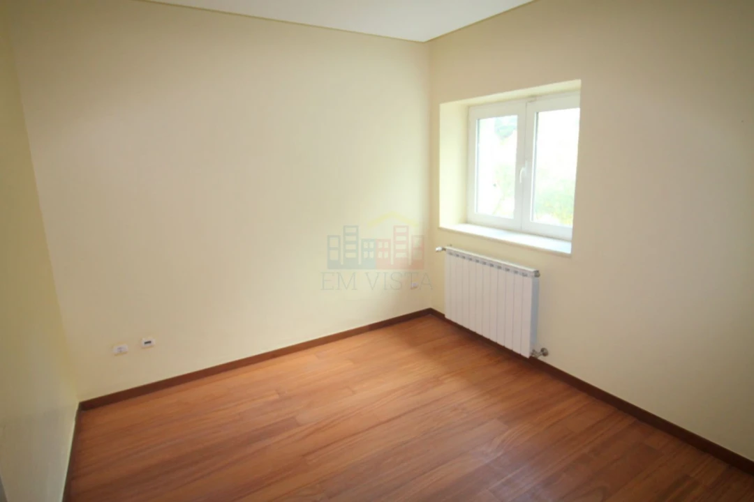 Moradia T6 para Venda em Queluz e Belas Foto 30