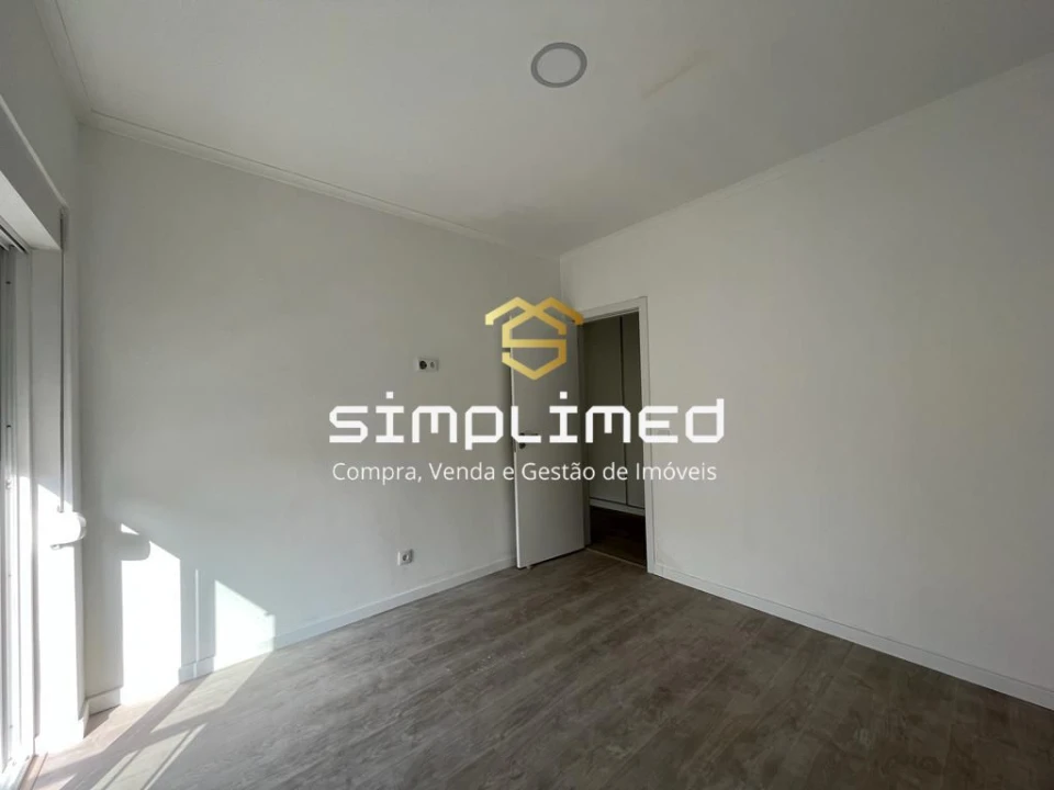 Apartamento T2 para Venda em Baixa da Banheira e Vale da Amoreira Foto 6