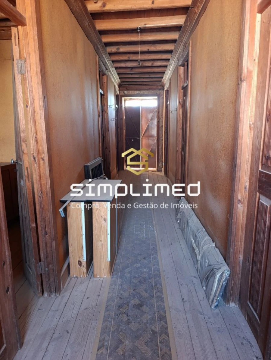 Moradia T4 para Venda em Três Povos Foto 25