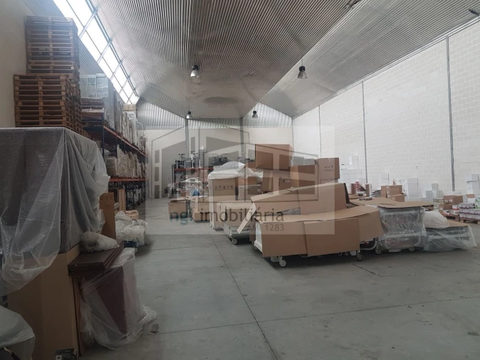 Loja para Arrendamento em Quinta do Anjo Foto 3