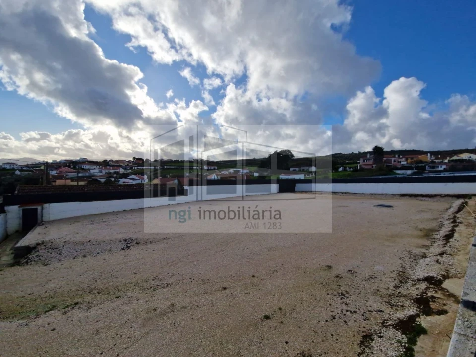 Terreno para Arrendamento em Santo Antão e São Julião do Tojal Foto 4
