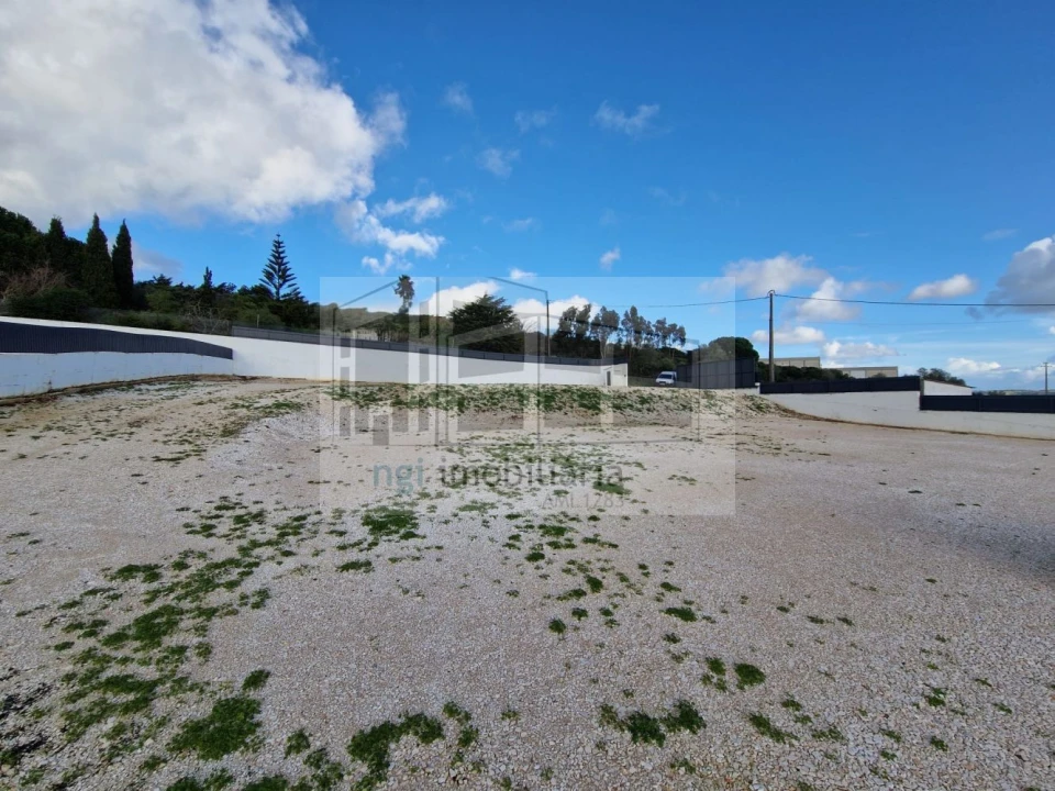 Terreno para Arrendamento em Santo Antão e São Julião do Tojal Foto 9