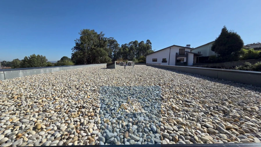 Moradia T3 para Venda em Pedroso e Seixezelo Foto 36