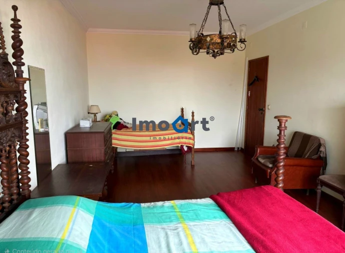 Moradia T5 para Venda em Vila Chã Foto 19