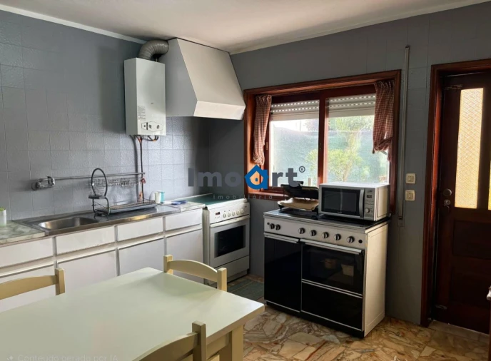 Moradia T5 para Venda em Vila Chã Foto 9