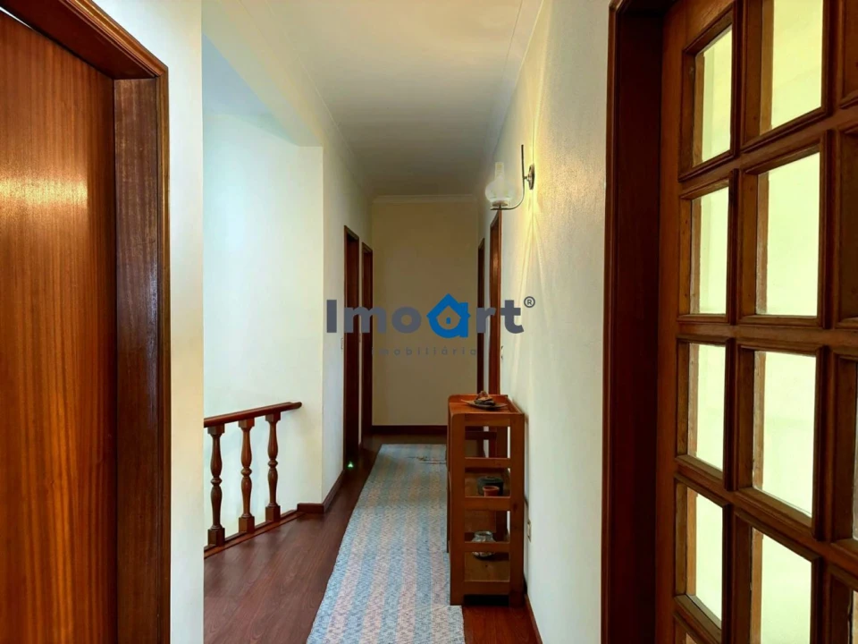 Moradia T5 para Venda em Vila Chã Foto 26