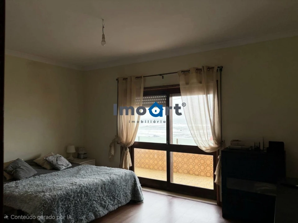 Moradia T5 para Venda em Vila Chã Foto 18