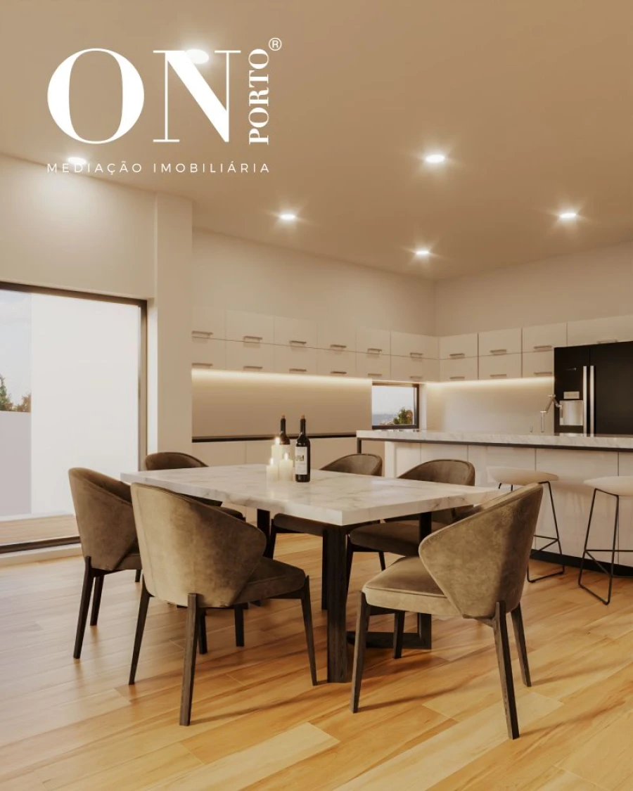 Moradia T4 para Venda em Madalena Foto 3