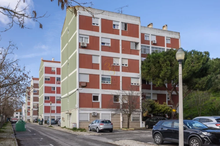Apartamento T3 para Venda em Alvalade Foto 37