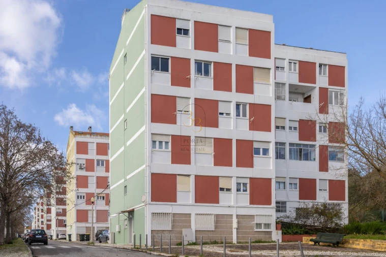 Apartamento T3 para Venda em Alvalade Foto 35