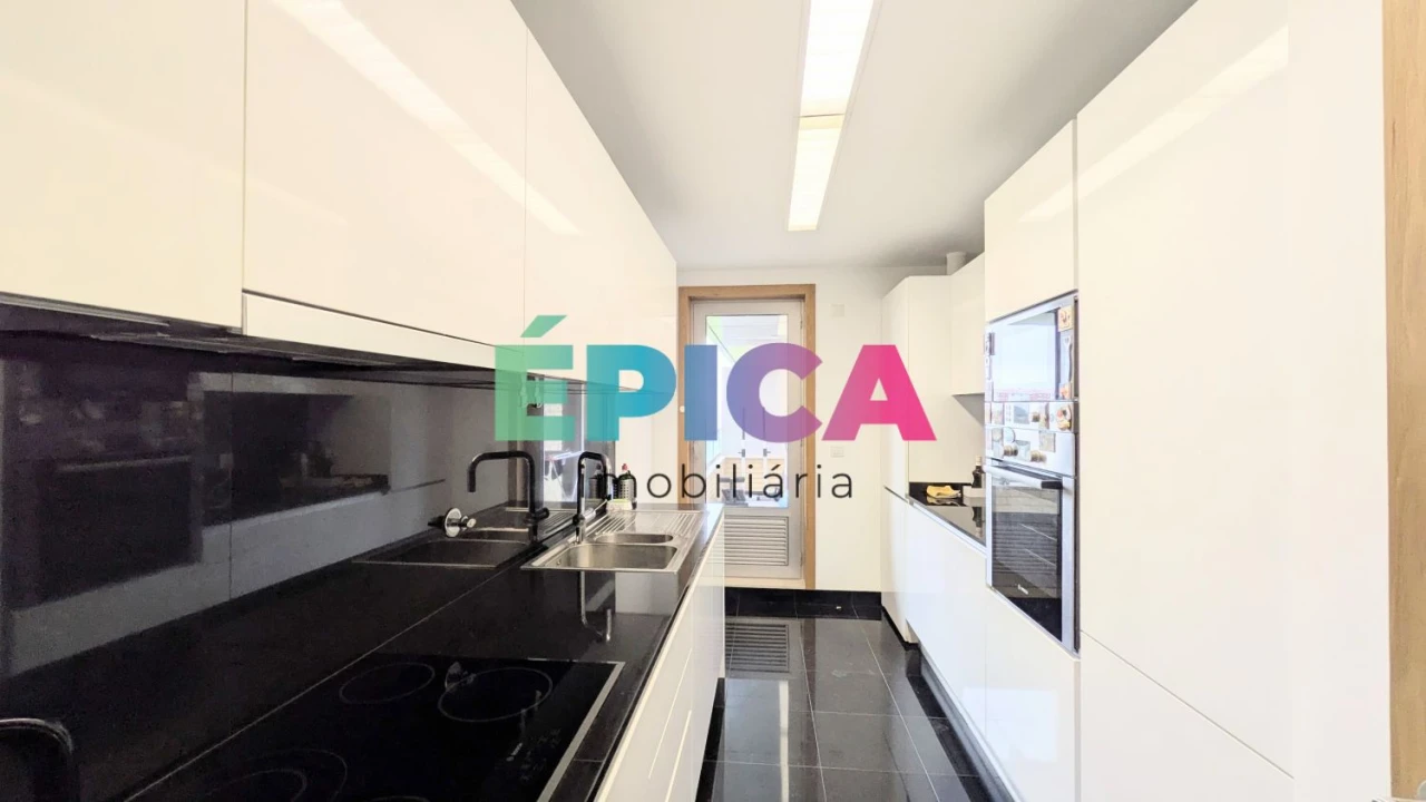 Apartamento T2 para Venda em Lumiar Foto 16