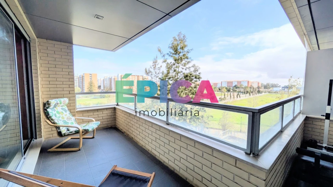 Apartamento T2 para Venda em Lumiar Foto 6