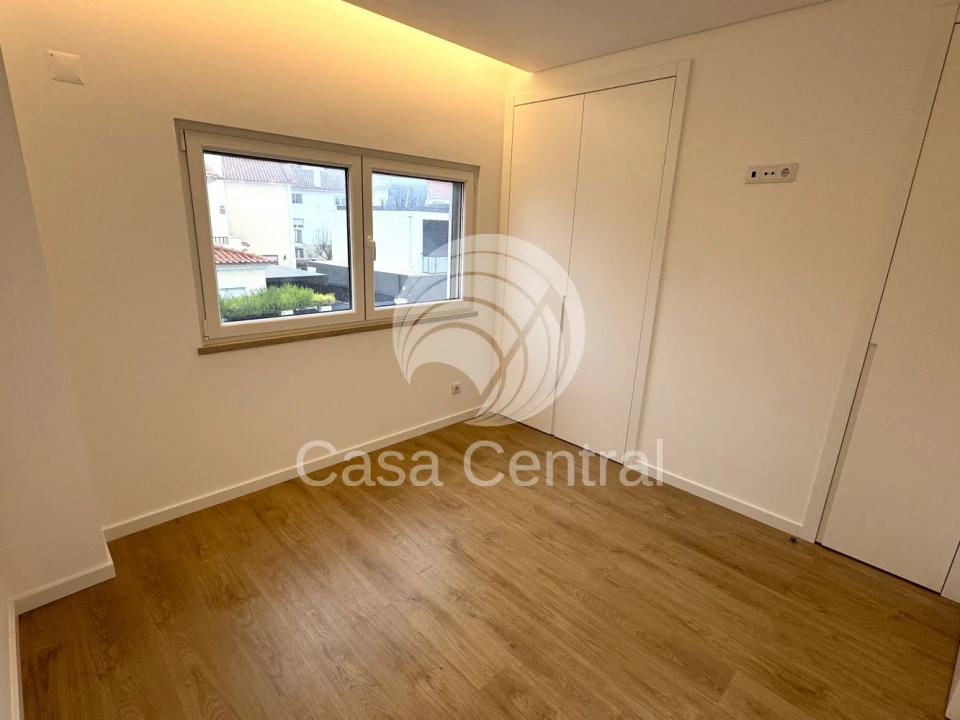 Moradia T3 para Venda em São Domingos de Rana Foto 45