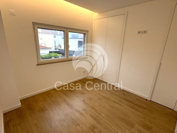 Moradia T3 para Venda em São Domingos de Rana Foto 45