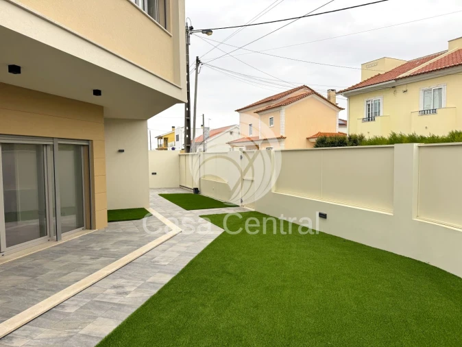 Moradia T3 para Venda em São Domingos de Rana Foto 53