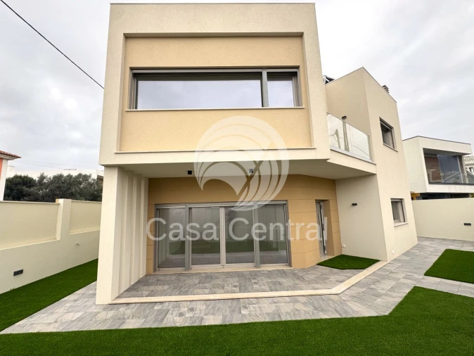 Moradia T3 para Venda em São Domingos de Rana Foto 2